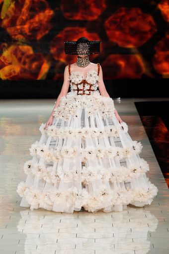 Alexander McQueen Spring 2013 Runway Look 32 - Lyst