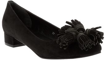 Lola Cruz Tasseled Pump - Lyst