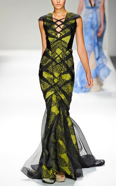 bibhu mohapatra gown