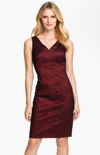 Adrianna Papell Vneck Shutter Tuck Sheath Dress - Lyst