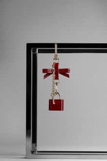 Burberry Grainy Leather Padlock Key Charm - Lyst