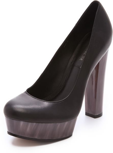 rachel zoe pumps
