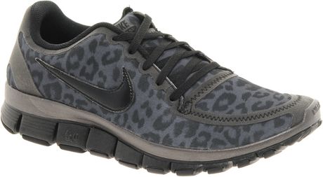 nike leopard trainers