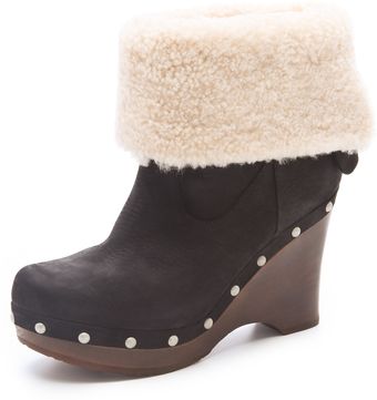 Ugg W Carnagie Clog Wedge Booties - Lyst