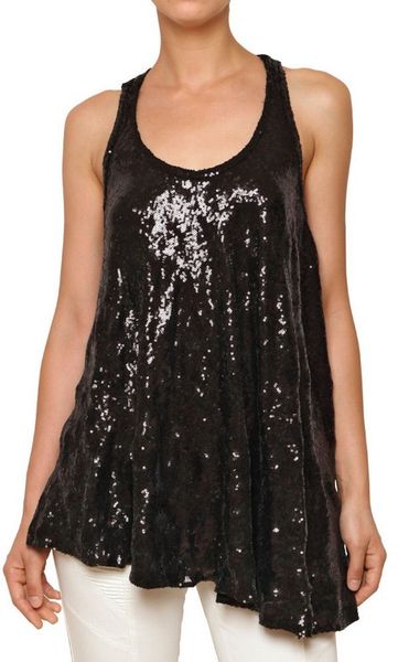 Black sequin tank top Pair trend-right graphic designs from CHASER and Sundry with skinny jeans and black leather moto boots for that tomboyish flair. Camo prints are a classic choice too. The scooped-neck ribbed tank top is a must-have to pair with open button-up shirts or sportswear.