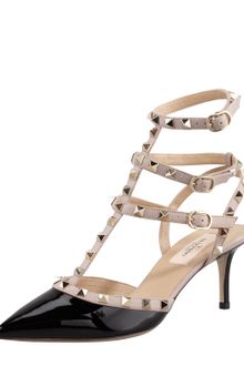 Valentino Rockstud Patent Leather Sand - Lyst