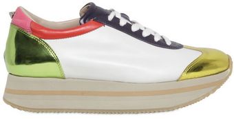 Ruthie Davis® 30mm Yoggie Mirrored Leather Sneakers - Lyst