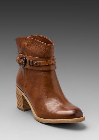 Boutique 9 Clarnella Boot - Lyst