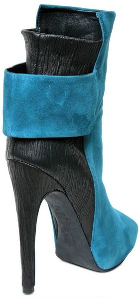 stretch boots calf area