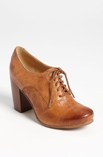 Frye Carson Oxford Pump - Lyst