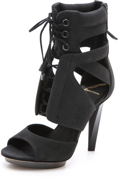 B Brian Atwood Deliziosa Laced Sandals in Black - Lyst