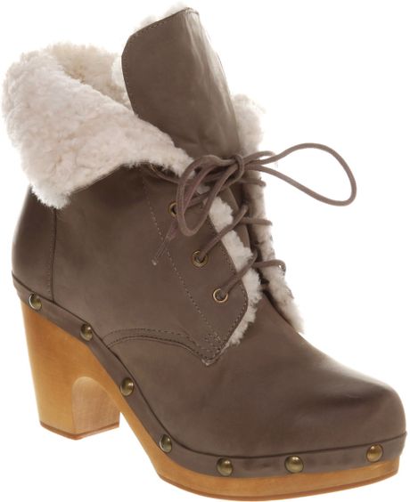 mens sheepskin clogs