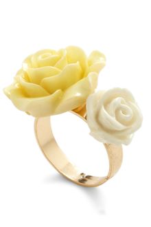 ModCloth Retro Rosie Ring in Blossoms - Lyst
