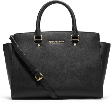 Michael Kors Large Selma Topzip Satchel in Black