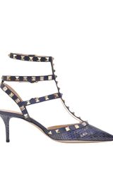 Valentino Rockstud Bassa in In Beige