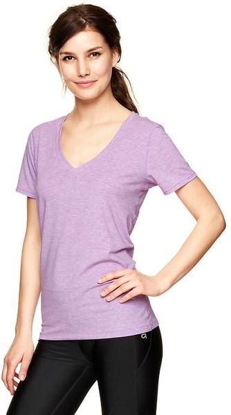Gap Breathe V-Neck T-Shirt - Lyst