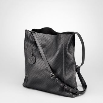 Bottega Veneta Nero Intrecciomirage Cross Body Bag - Lyst