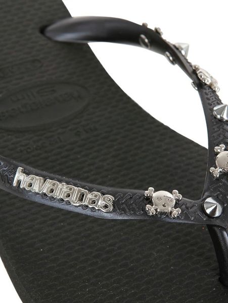 havaianas skull