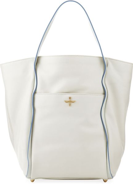 Pour La Victoire Kimbel Vshape Shopper Tote Bag in Beige (white)