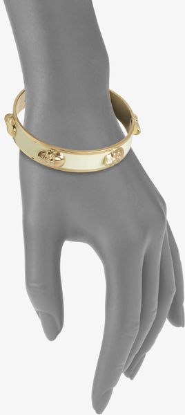 Alexander McQueen 3d Enamel Skull Bangle Braceletgoldtone - Lyst