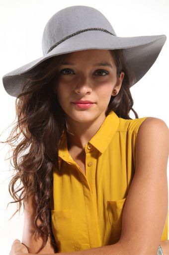 Akira Chain Band Wool Felt Hat  - Lyst