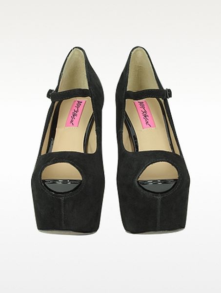 betsey johnson heel