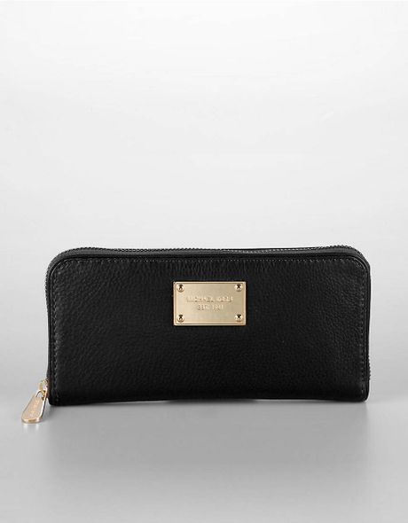 Michael Michael Kors Jet Set Continental Zip Wallet in Black