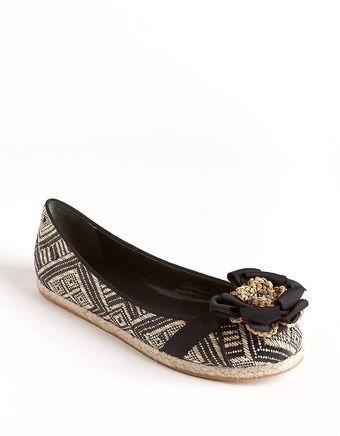 Vera Wang Eri Woven Ballet Flats - Lyst