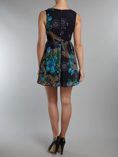 Ax Paris Paisley Print Chiffon Dress in Blue (navy) | Lyst