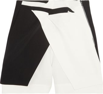 Roland Mouret Folded Crepe Shorts - Lyst