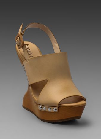 Luxury Rebel Giada Wedge Sandal in Flesh - Lyst