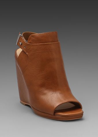 Dolce Vita Mosey Wedge in Tan - Lyst