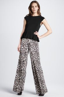 Alice + Olivia Leopard print Wide-leg Pants - Lyst