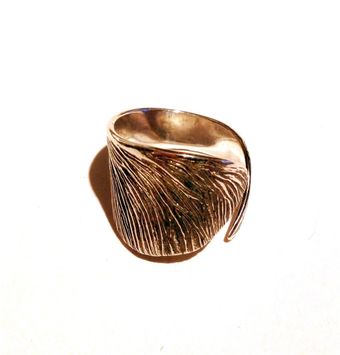 Justine Brooks Bronze Sycamore Ring - Lyst