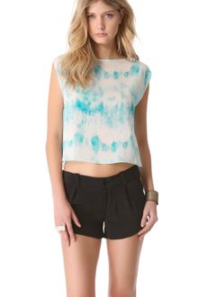 Alice + Olivia Cross Back Boxy Tee - Lyst