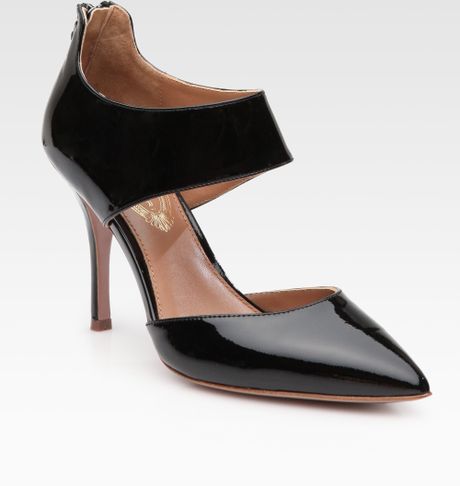 elie tahari pumps