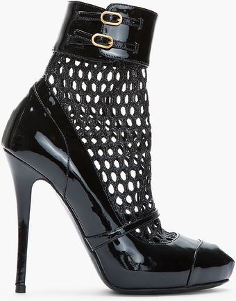 Alexander McQueen Black Patent Leather and Fishnet Dream Heels - Lyst
