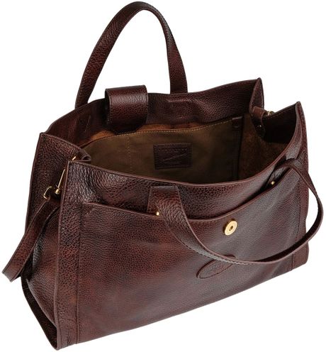 the bridge leather wash bag