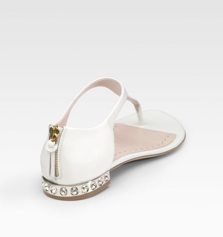 Miu Miu Patent Leather Thong Sandals in White | Lyst