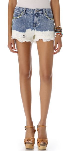 Free People Floral Embroidered Cutoff Shorts - Lyst