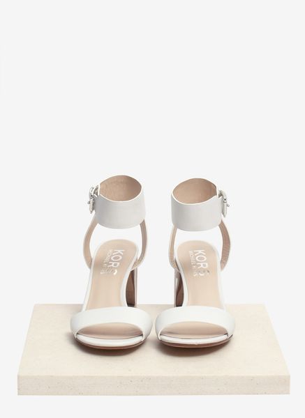 Kors By Michael Kors Lexa Leather Chunky heel Sandals in White | Lyst