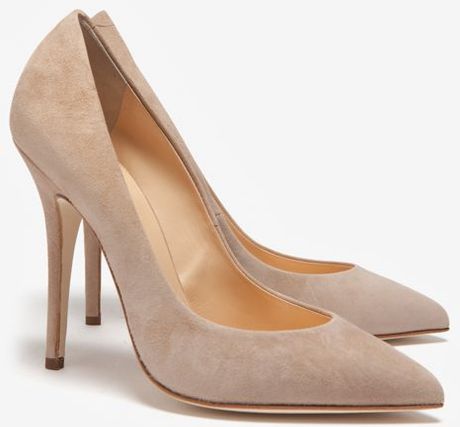 nude pointy toe heel