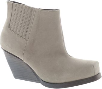 Cheap Monday Angle Nubuck Heeled Boot - Lyst