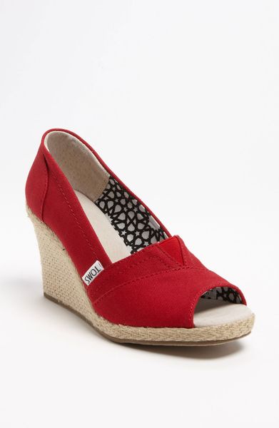 Toms Calypso Canvas Wedge in Red | Lyst