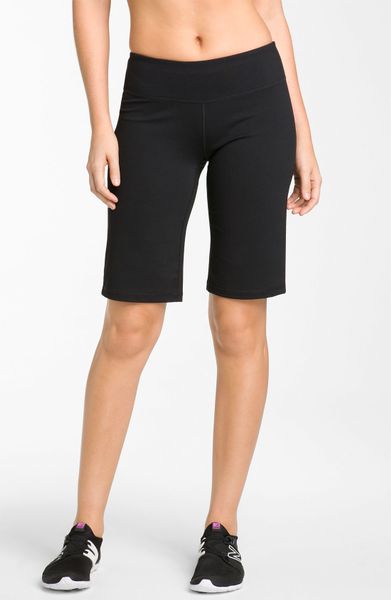 Zella Balance 2 Shorts in Black