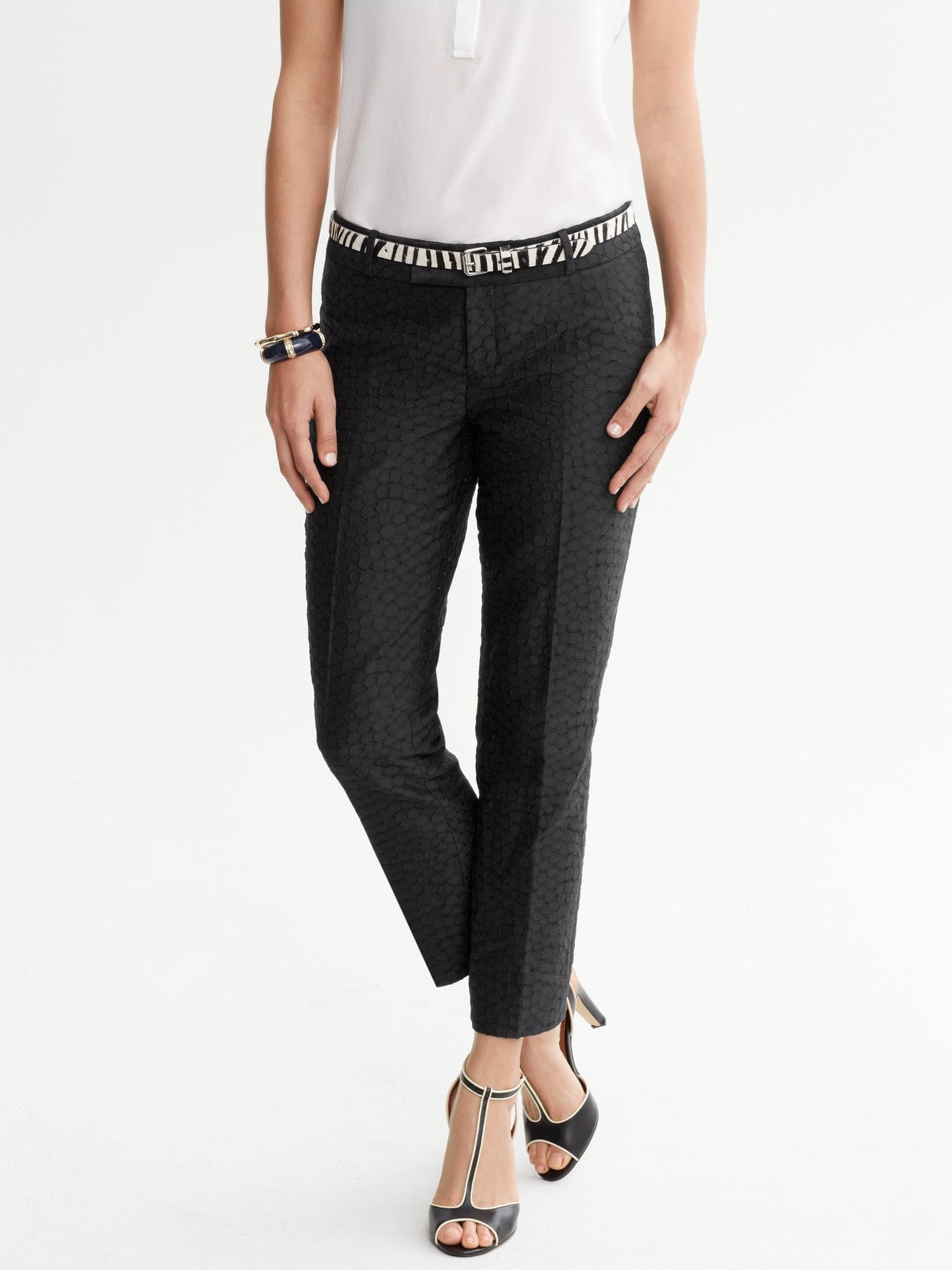 Banana Republic Hampton Fit Black Crop Pants in Black | Lyst