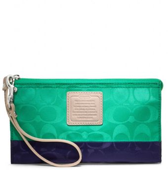 Coach Legacy Weekend Colorblock Nylon Zippy Wallet - Lyst