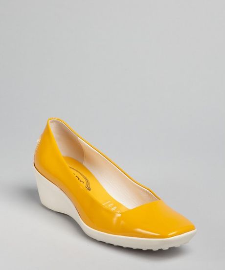 mustard color wedges