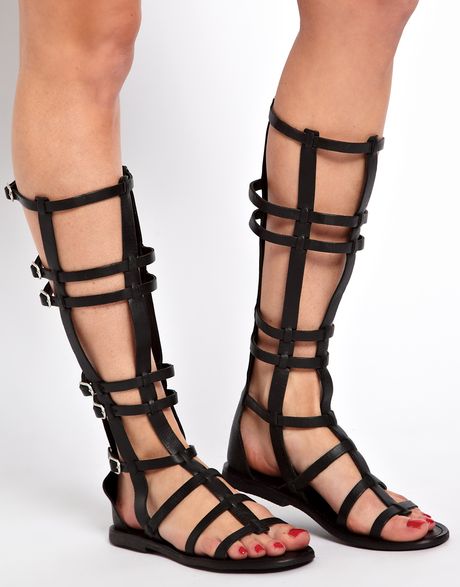 Asos Follow Me Leather Knee High Gladiator Sandals in Black | Lyst