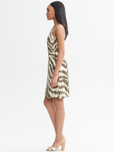 Banana republic safari dress Shop timeless, beautifully tailored women's clothing including dresses, suits, sweaters, pants and more exclusively at Banana Republic.
